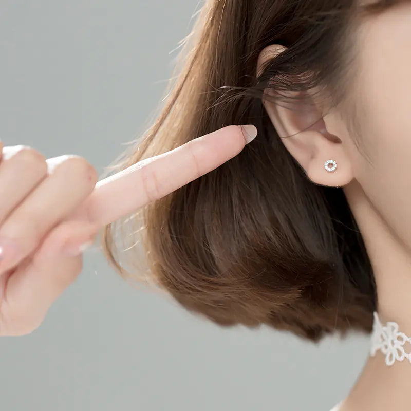 S925 Silver Round Stud Earrings with Diamonds for Women